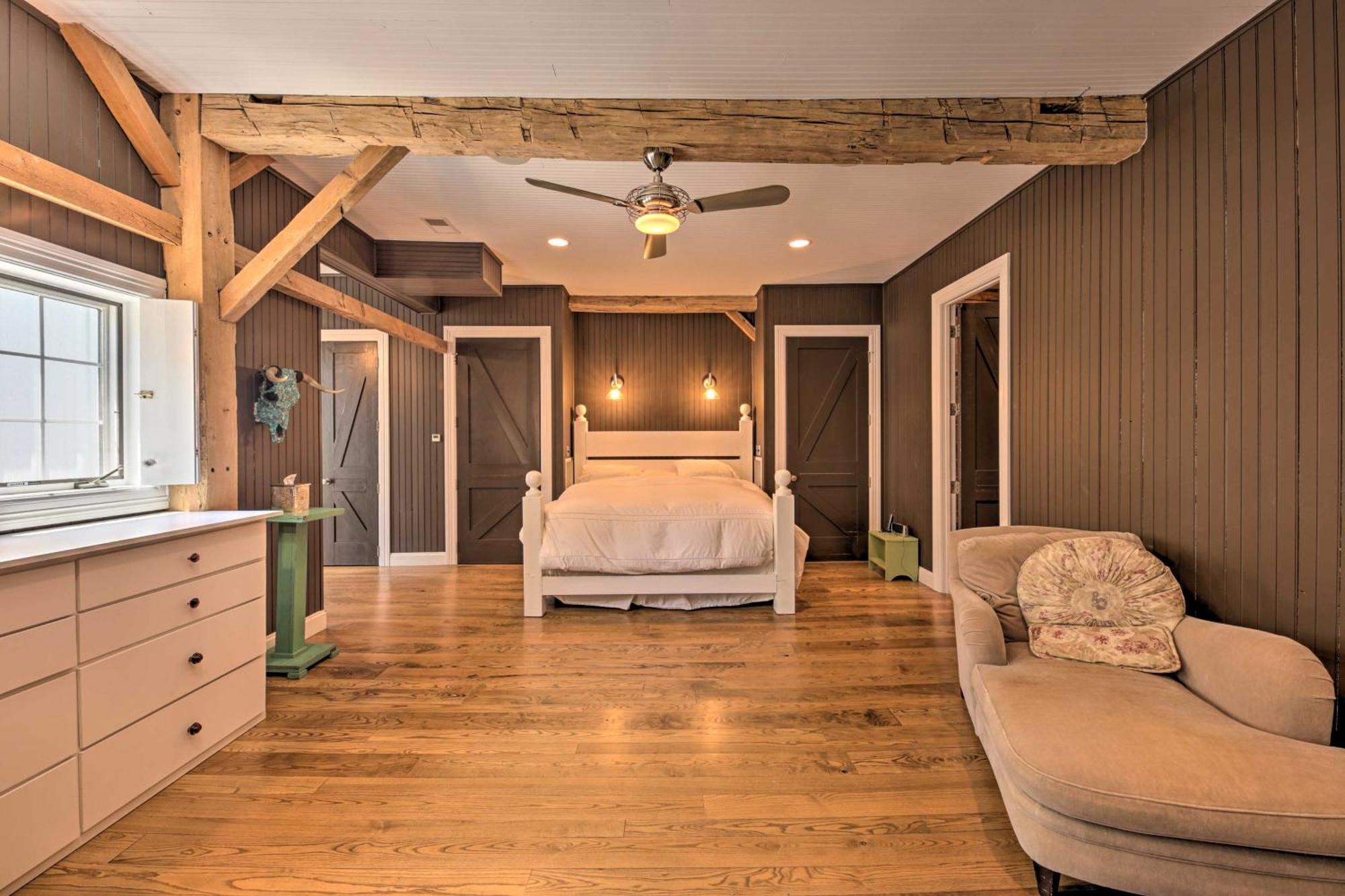 Luxe Barndominium With Home Gym, Theater, And More! Walworth Exterior foto